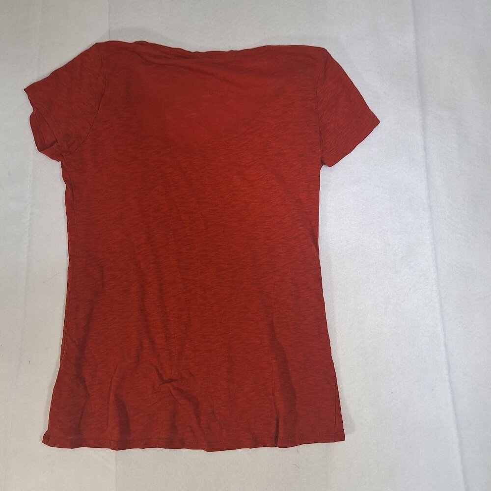 Athela short sleeved tshirt size small